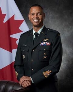 Canadian Army Sergeant Major Chief Warrant Officer Christopher Robin headshot | Photo du sergent-major de l'Armée canadienne, l'adjudant-chef Christopher Robin
